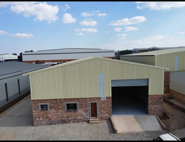 540M² WAREHOUSE TO LET IN POMONA